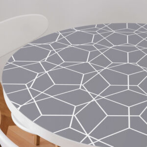 מפת שולחן פי וי סי עגולה גאומטרי אפור ולבן