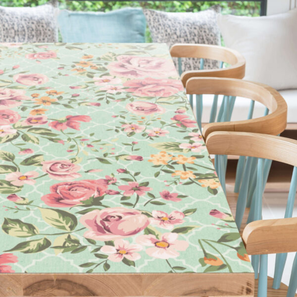 מפת שולחן פי וי סי פרחונית בסגנון כפרי