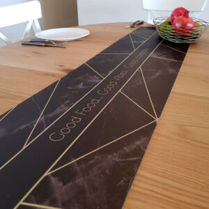 ראנר פי וי סי לשולחן שיש שחור עם זהב