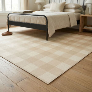 שטיח פי וי סי לסלון/לחדר משבצות קרם ושמנת