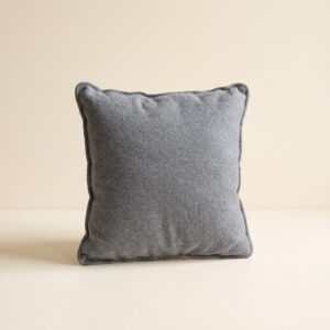 כרית נוי פולר פליז HYGGE אפור 50X50